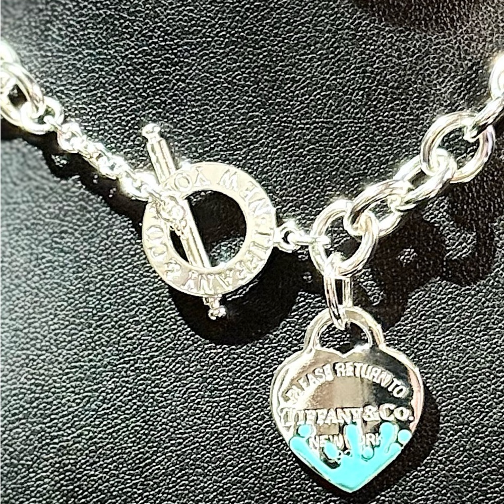 Silver Heart Pendant Necklace - Picture 3 of 6